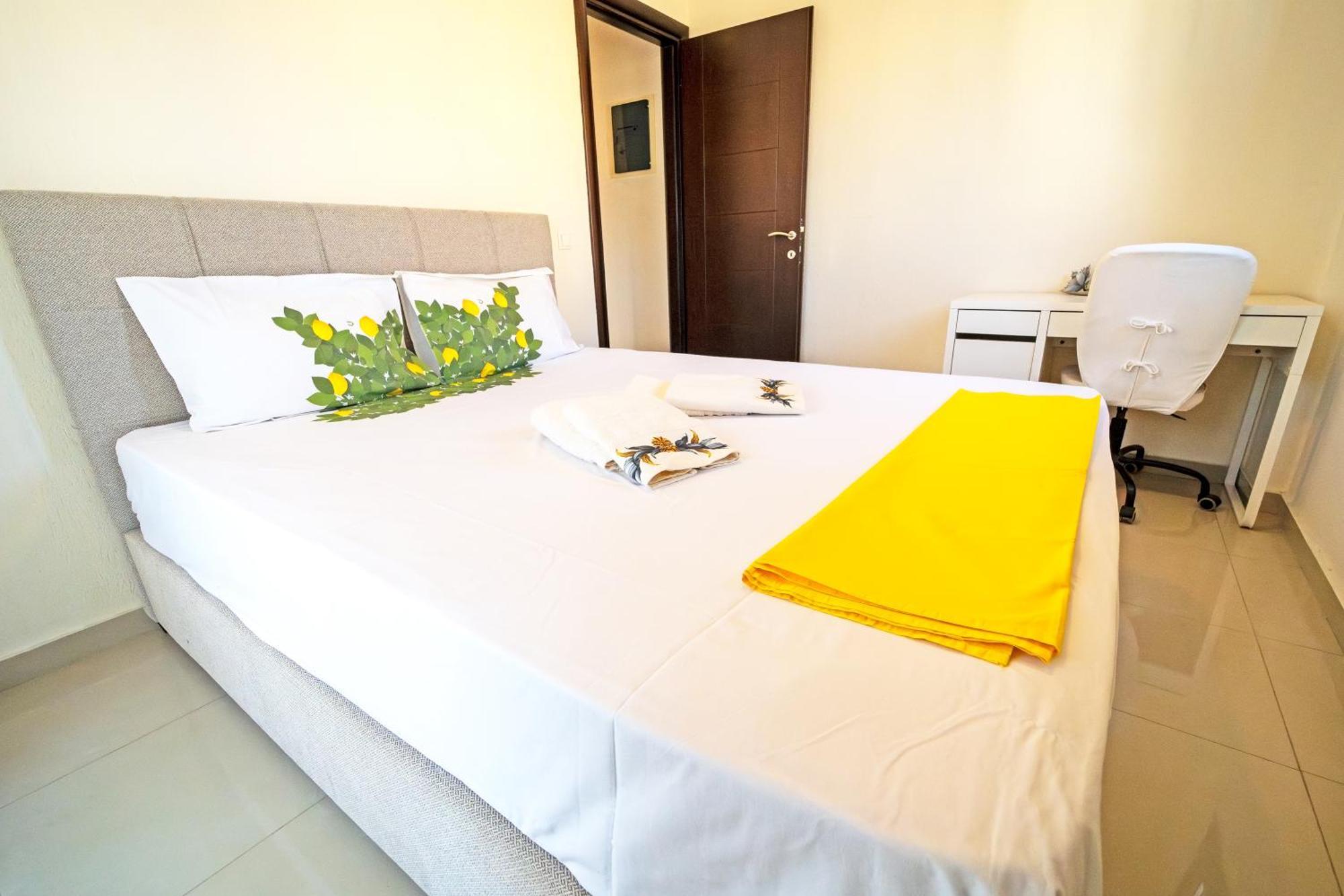 Luxury And Sunny Apartment 250 Mts From The Beach!! Peraía Exterior foto