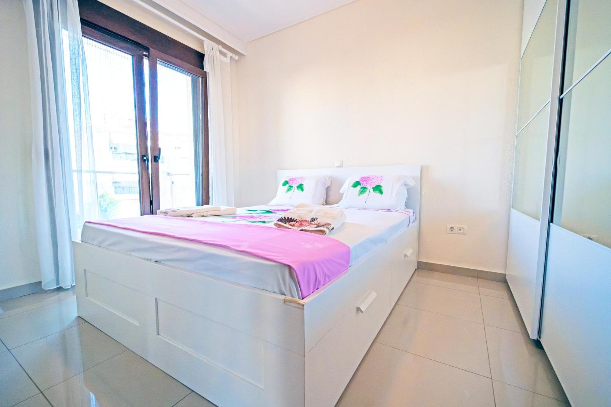 Luxury And Sunny Apartment 250 Mts From The Beach!! Peraía Exterior foto