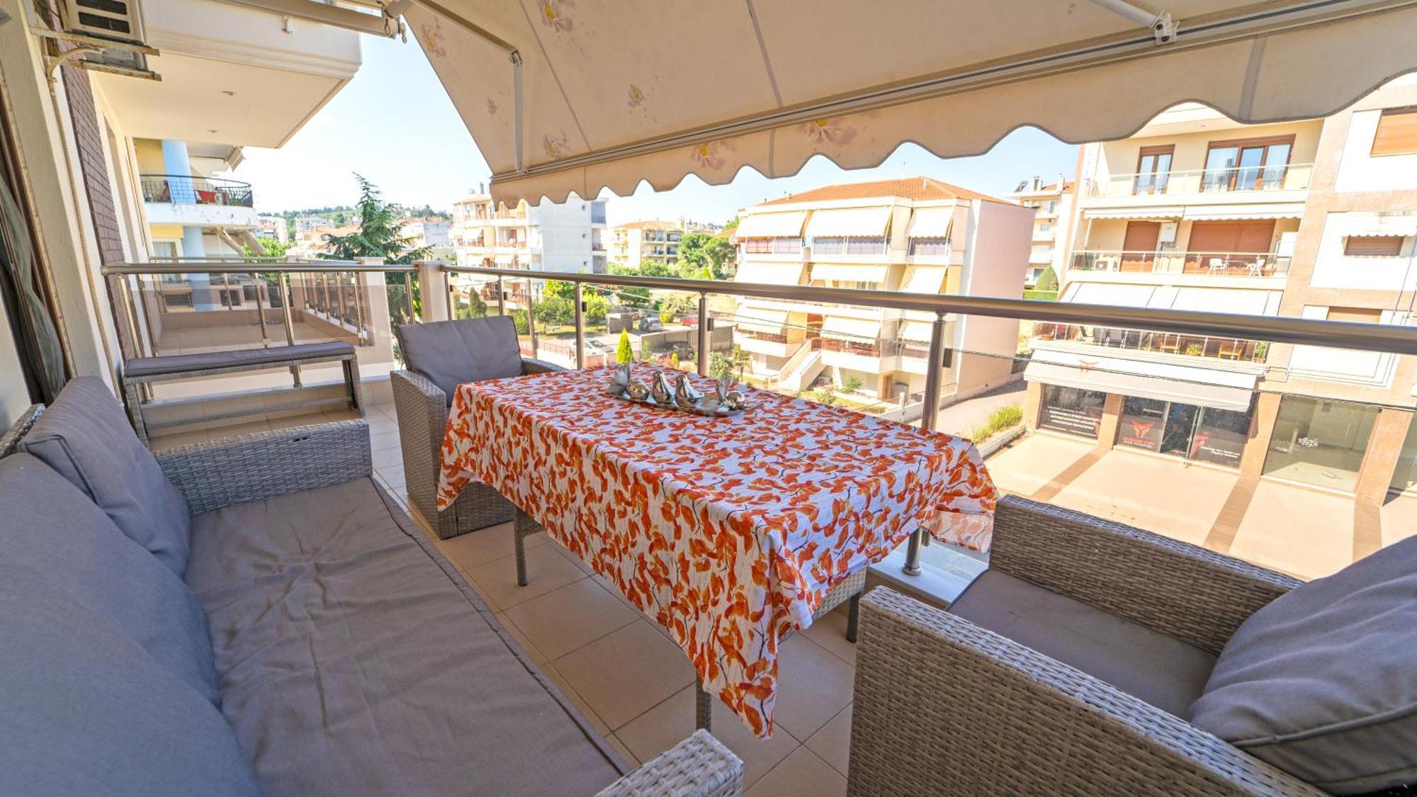 Luxury And Sunny Apartment 250 Mts From The Beach!! Peraía Exterior foto